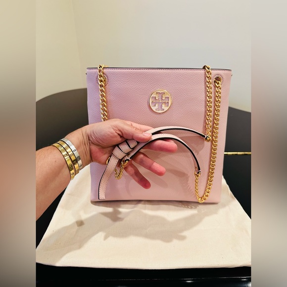 NWT Authentic Tory Burch Everly Swingpack/Bag/Crossbody - Picture 17 of 17